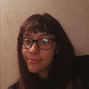 Meet your Posher, Katelyn